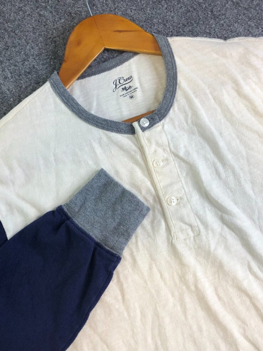 J Crew Shirt Mens Medium Blue Beige Slub 100% Cotton Long Sleeve Raglan Henley